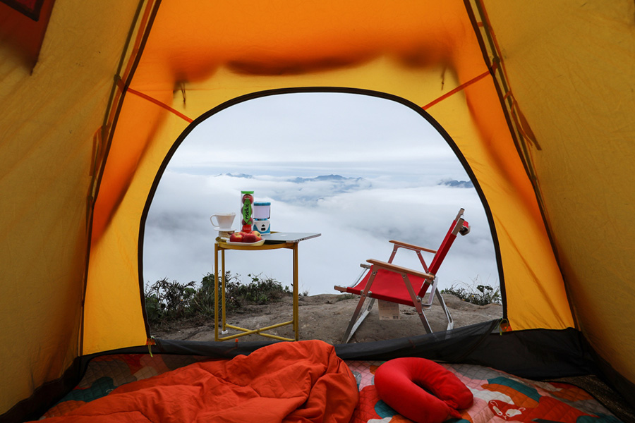 Trải nghiệm ngủ lều giữa biển mây Tà Xùa siêu hấp dẫn 2