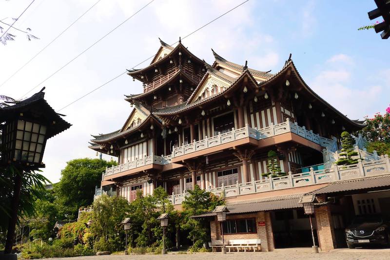 Có gì tại Tu viện Khánh An, ngôi chùa với kiến trúc Á Đông truyền thống 6