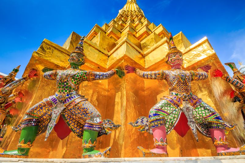 Ghé thăm Wat Phra Kaew để chiêm ngưỡng quốc bảo Thái Lan 3