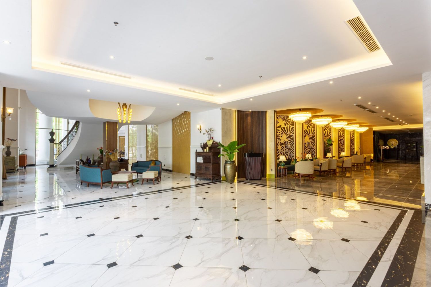 White Lotus Hotel Huế mang những nét kiến trúc đậm phong cách cung đình 4