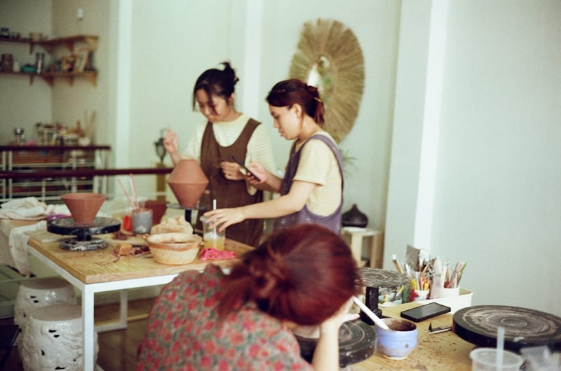 Top 6 workshop làm gốm Sài Gòn lý tưởng để thử độ khéo tay 7
