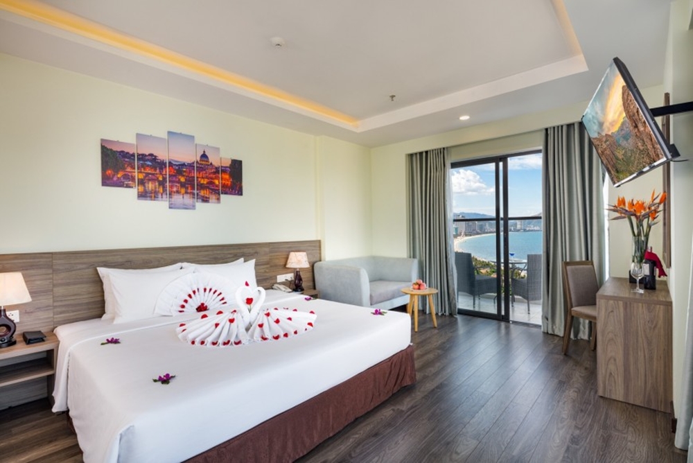 Xavia Hotel - Khách sạn 4 sao sở hữu view bao trọn vịnh Nha Trang 18