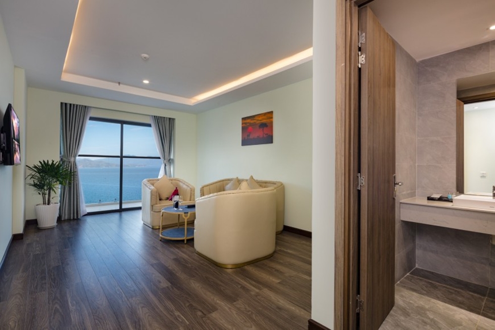Xavia Hotel - Khách sạn 4 sao sở hữu view bao trọn vịnh Nha Trang 22