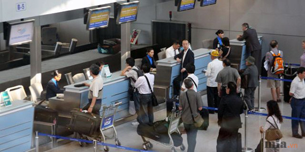 Cách xử lý hành lý xách tay quá cân khi đi máy bay của Vietjet Air, Jetstar, Vietnam Airlines