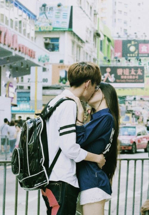 10 kiểu ảnh nhất định các cặp đôi phải thử chụp khi đi du lịch