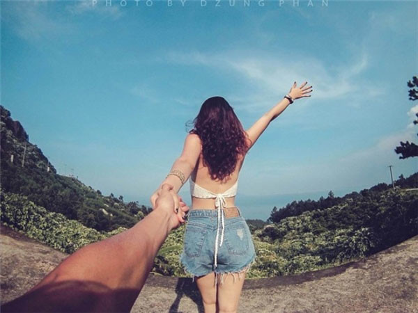 10 kiểu ảnh nhất định các cặp đôi phải thử chụp khi đi du lịch