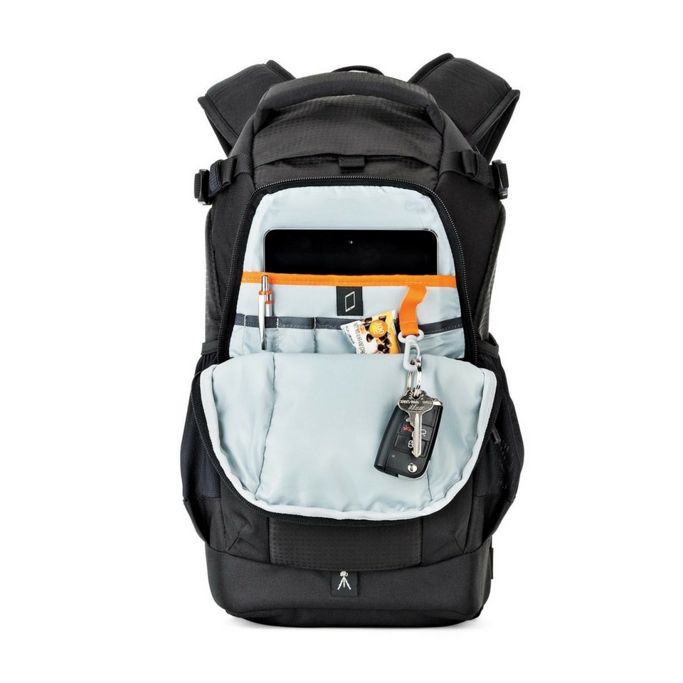 lowepro 300 aw