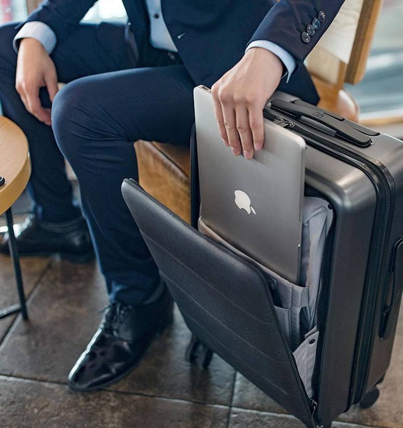 5 mẫu vali kéo có ngăn đựng laptop tốt nhất 2