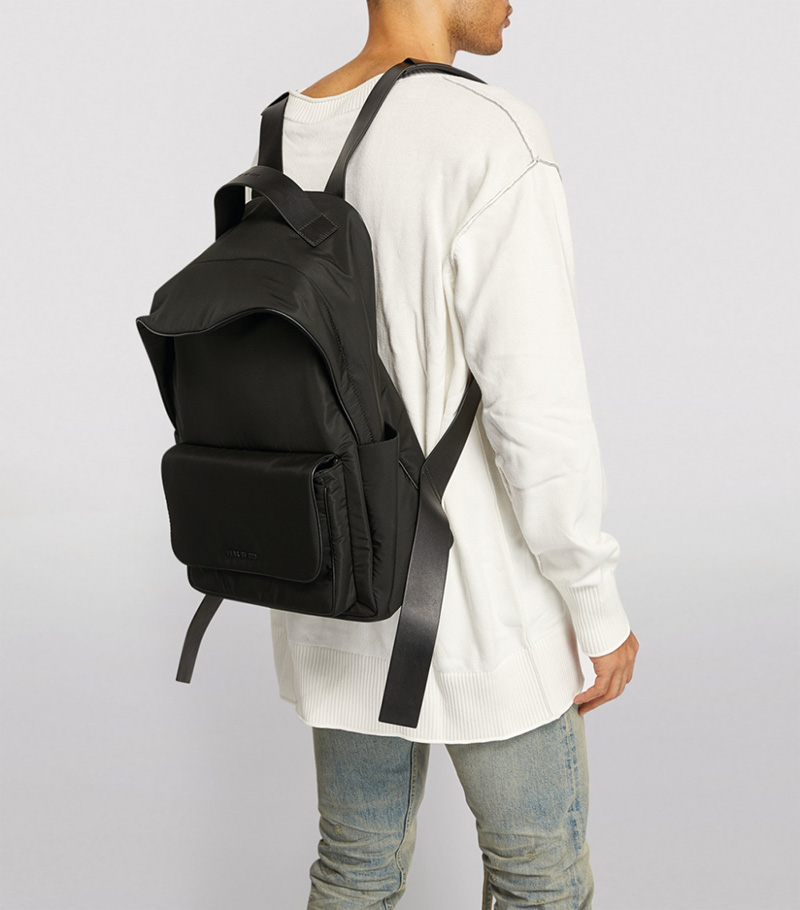 Balo Fear of God, thương hiệu streetwear đình đám của Mỹ 7