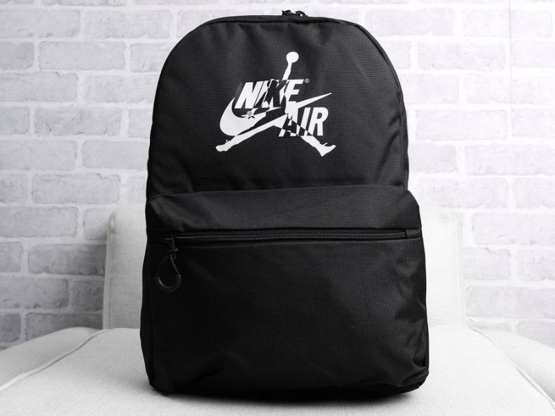 Balo Nike của nước nào và những thiết kế được ưa chuộng nhất hiện nay 4