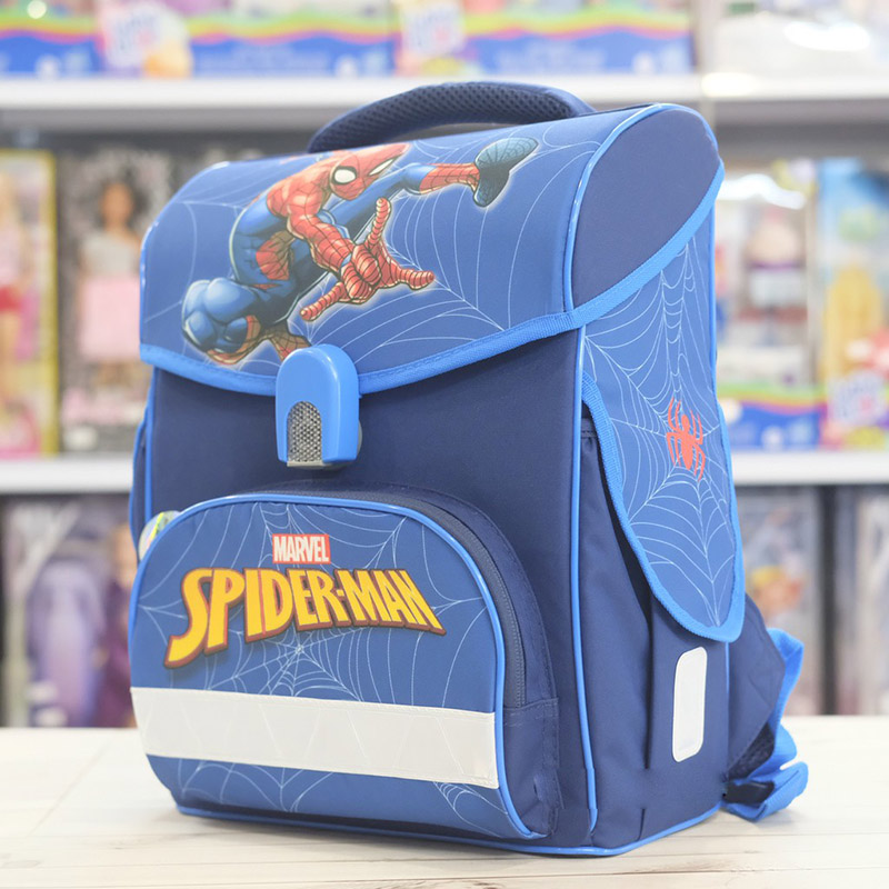 Kinh nghiệm chọn balo Spider Man phù hợp cho bé 11