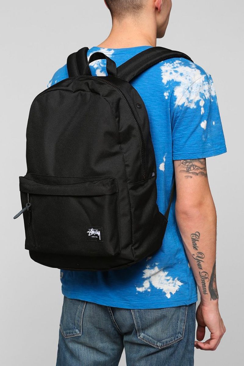 Balo Stussy, món phụ kiện dẫn đầu xu hướng thời trang đường phố 3