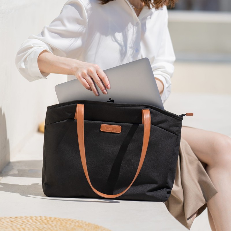 Các mẫu túi xách laptop có thiết kế ấn tượng lại đảm bảo an toàn cho thiết bị 6