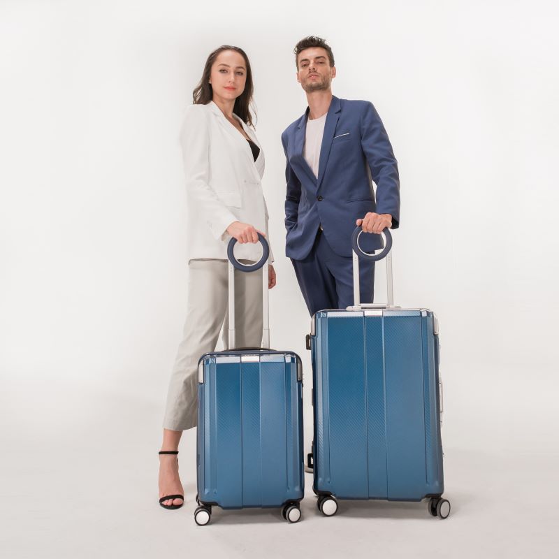 Các mẫu vali đa năng hứa hẹn là bạn đồng hành hoàn hảo trong các chuyến đi 6