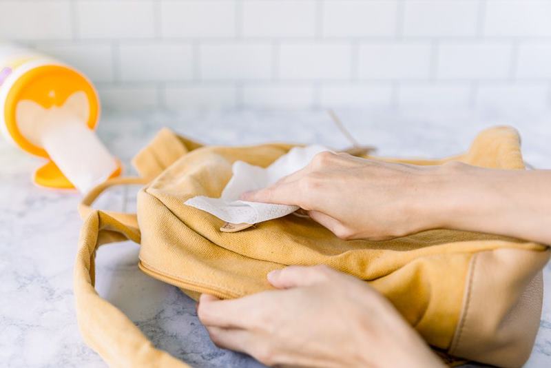 Hướng dẫn cách vệ sinh balo da hiệu quả, đơn giản tại nhà 2