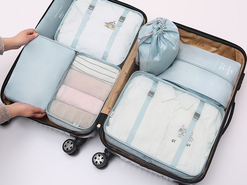 Gợi ý 8 mẫu túi đựng đồ cá nhân khi đi du lịch tiện ích nhất 4