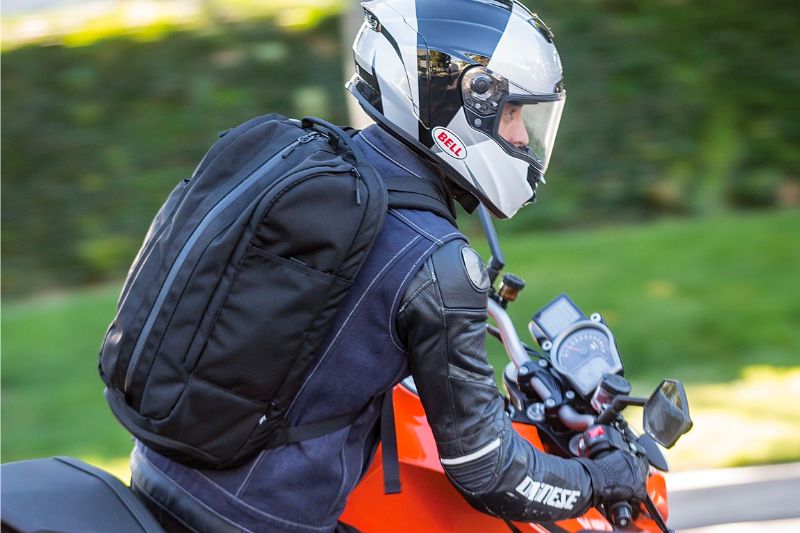 Tổng hợp các mẫu balo moto bền đẹp, cao cấp dành cho dân phượt 2