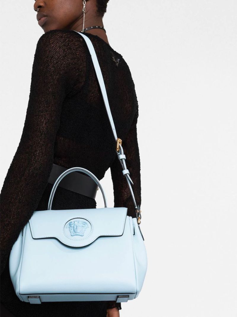 Top 10 mẫu túi xách nữ màu xanh dương thu hút mọi ánh nhìn 11