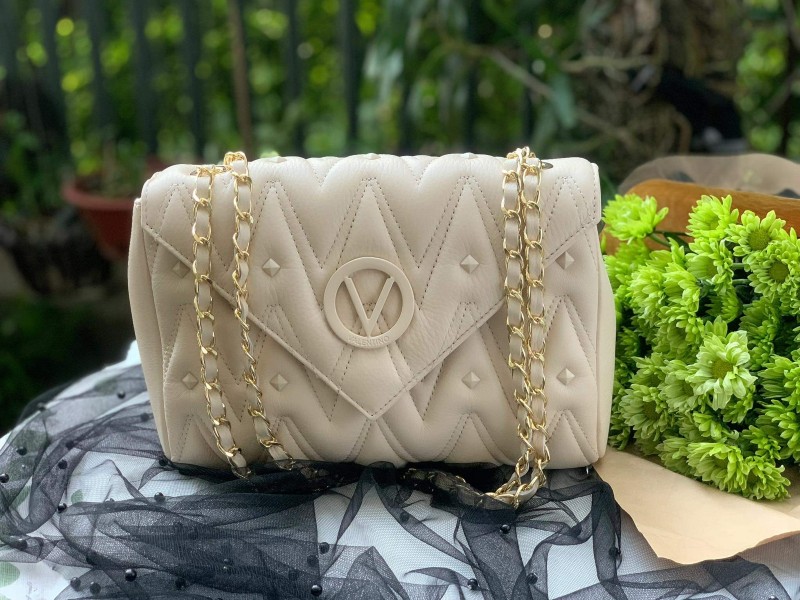 Top 15 các thương hiệu túi xách được lòng giới mộ điệu nhất hiện nay 14