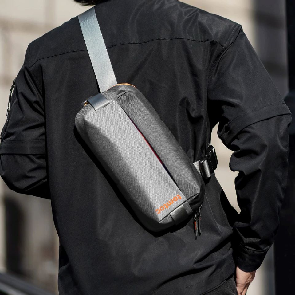 Túi Xách Tomtoc H02-A04G02 Lightweigh Codura Sling Bag S Gray